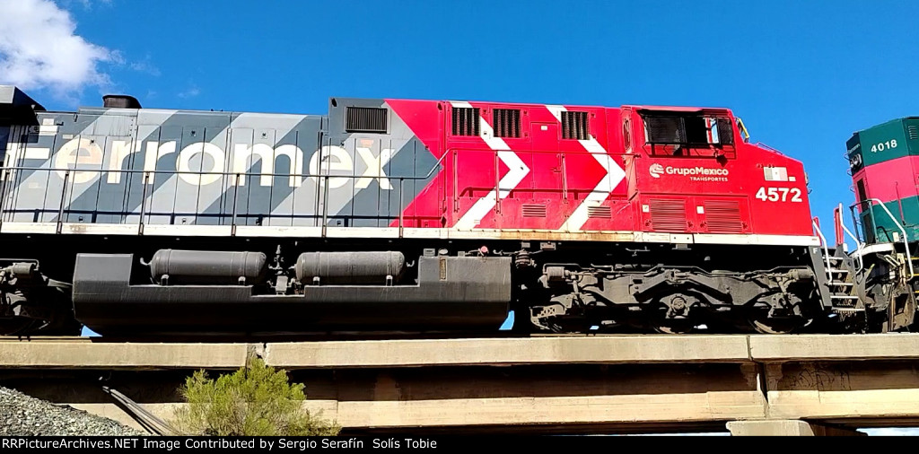 FXE 4572